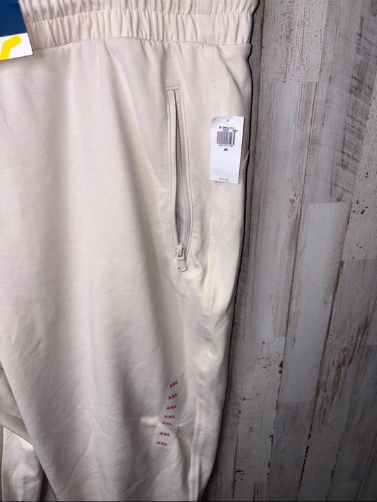Old Navy Dynamic Fleece High Rise Jogger Pants - Cream Drawstring Waist 2X NWT! - Picture 2 of 14